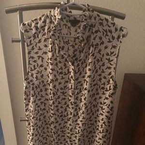 Ann Taylor sleeveless blouse size M